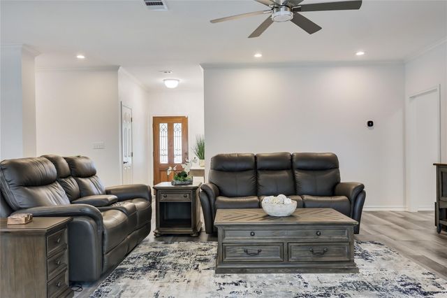 906 Texas TRL, Austin, TX 78737