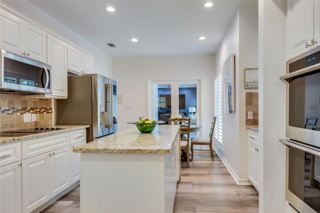 906 Texas TRL, Austin, TX 78737