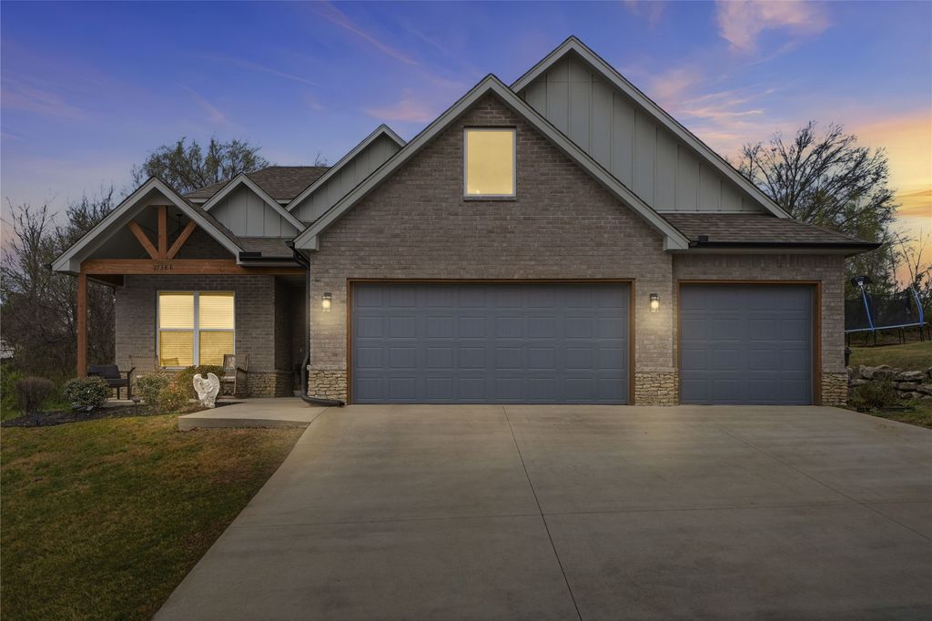 27388 E 125th Street S, Coweta, OK 74429
