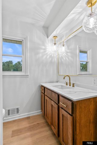 3612 S 106 Street, Omaha, NE 68124