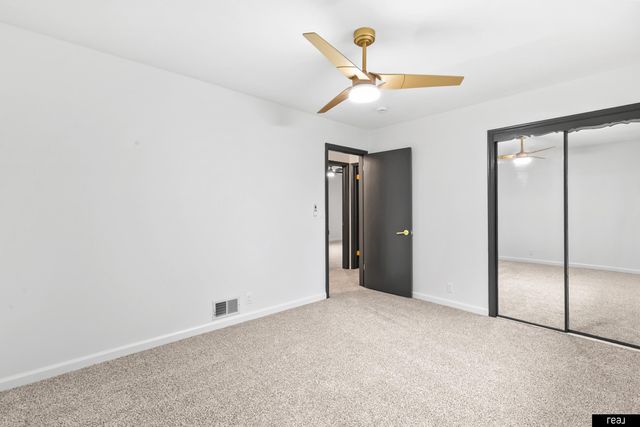 3612 S 106 Street, Omaha, NE 68124