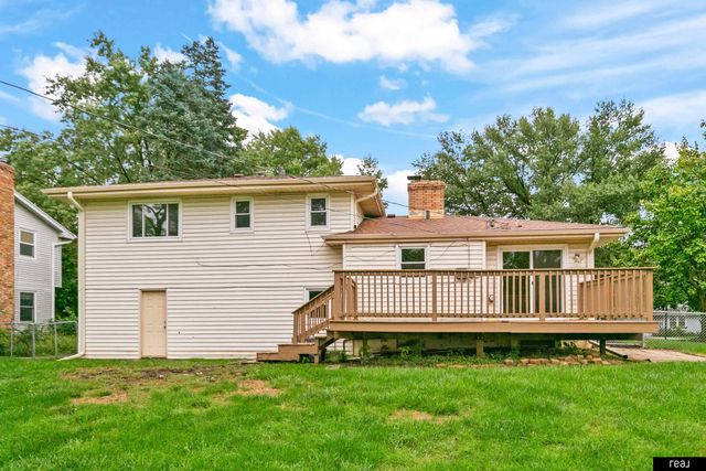 3612 S 106 Street, Omaha, NE 68124