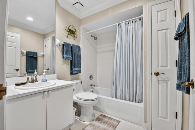 11 AVENUE DE LA MER 1303, Palm Coast, FL 32137