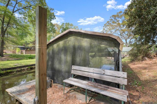 12323 Azalea Cir, St Francisville, LA 70775