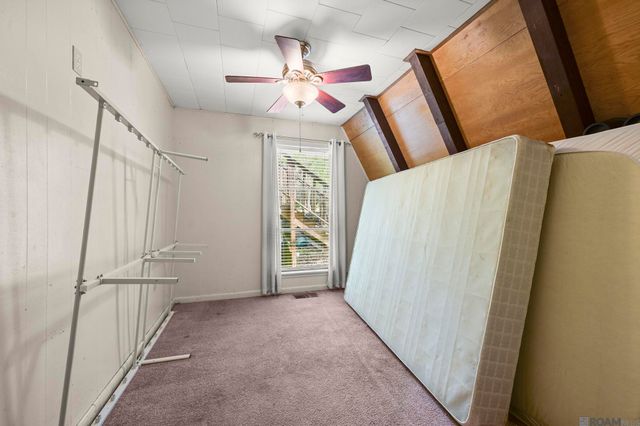 12323 Azalea Cir, St Francisville, LA 70775