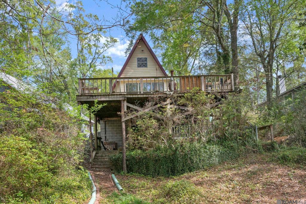 12323 Azalea Cir, St Francisville, LA 70775