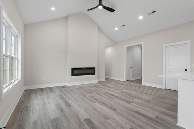 412 Victoria Way, Franklin, KY 42134