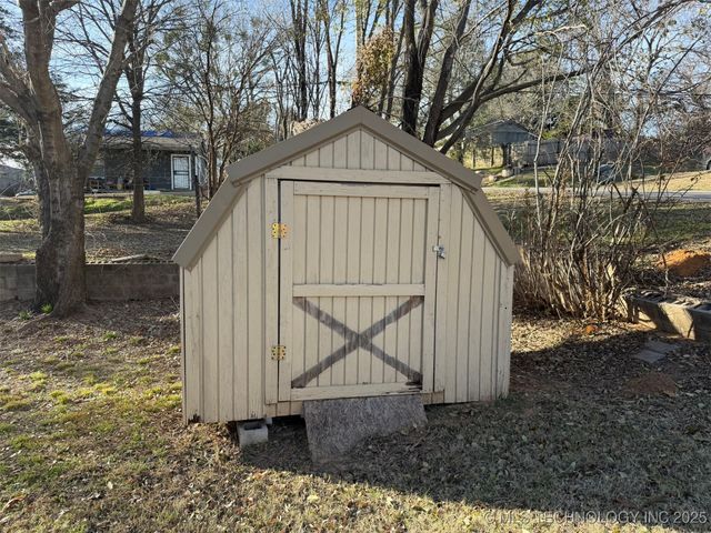 416 N Franklin Avenue, Sand Springs, OK 74063