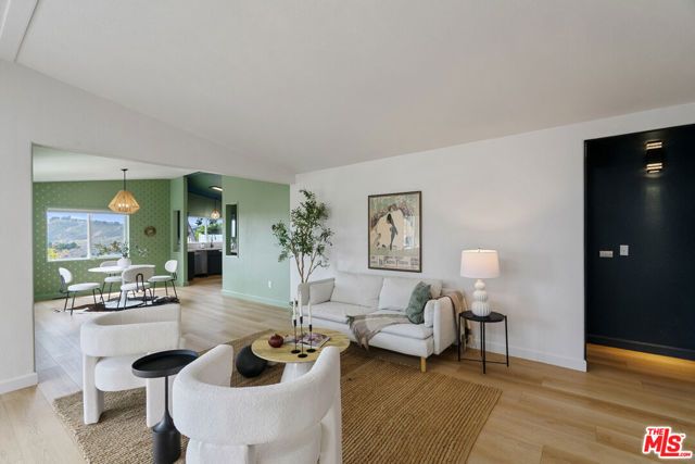 133 Pueblo Lane, Topanga (los Angeles), CA 90290