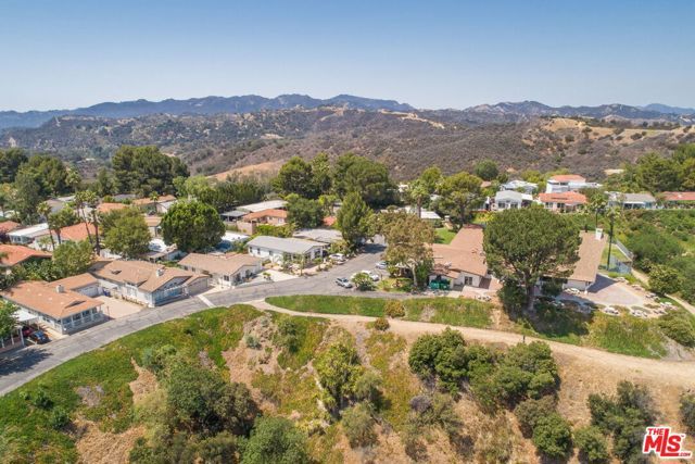 133 Pueblo Lane, Topanga (los Angeles), CA 90290