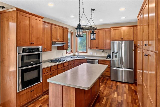 2001 Buffalo Run Road, Buffalo, MN 55313