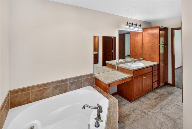 2001 Buffalo Run Road, Buffalo, MN 55313