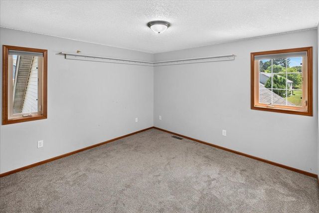 2001 Buffalo Run Road, Buffalo, MN 55313