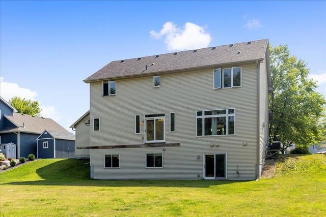 2001 Buffalo Run Road, Buffalo, MN 55313