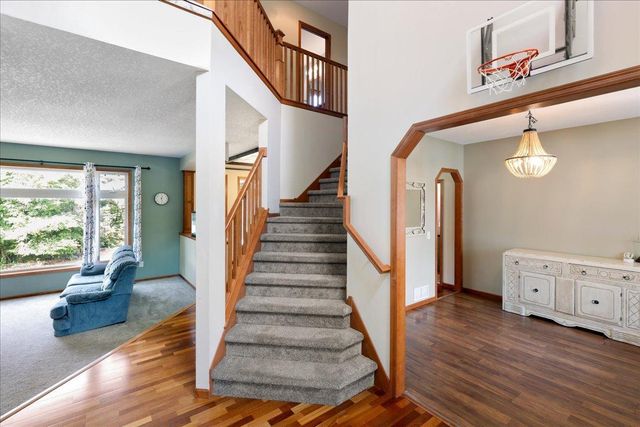 2001 Buffalo Run Road, Buffalo, MN 55313