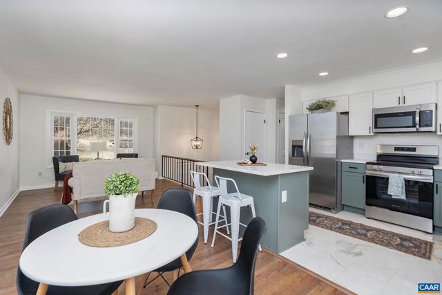 94 AUDUBON ST, Staunton, VA 24401