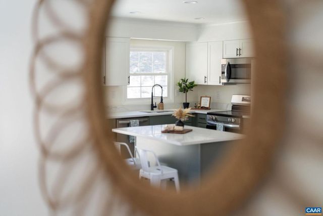 94 AUDUBON ST, Staunton, VA 24401