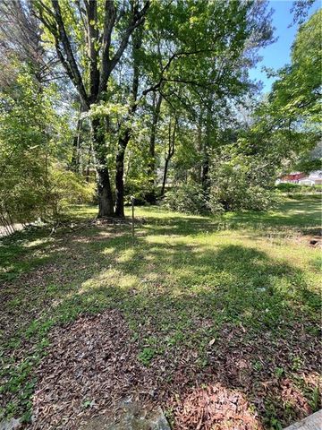 3255 Walnut Street, Scottdale, GA 30079