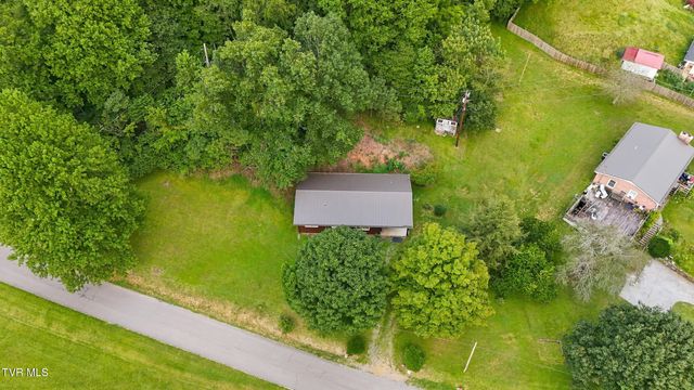 18688 Federal Road, Hiltons, VA 24258
