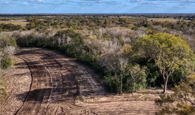 24 Millwood Trail, Brenham, TX 77833