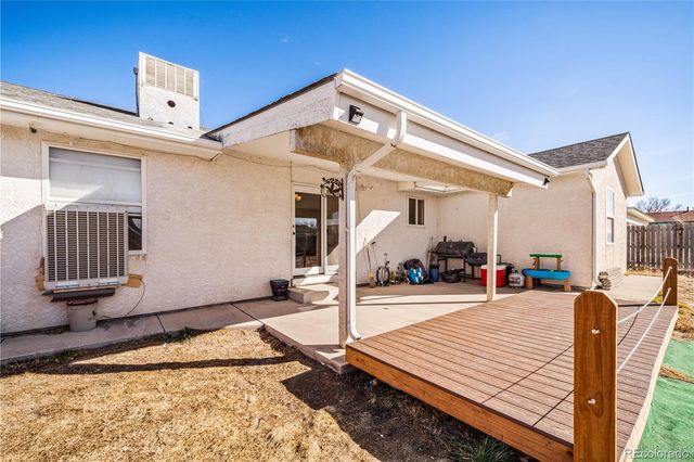 441 S Oak Creek Drive, Pueblo West, CO 81007