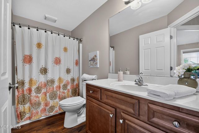 26087 Turnbridge Drive, Perrysburg, OH 43551