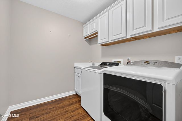 26087 Turnbridge Drive, Perrysburg, OH 43551