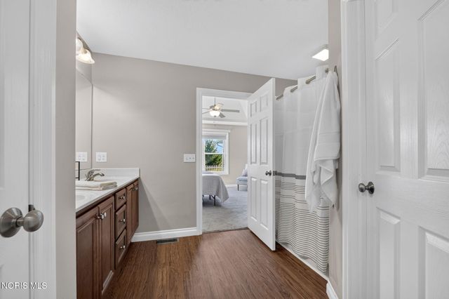 26087 Turnbridge Drive, Perrysburg, OH 43551