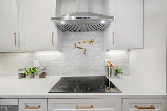 4 POPLAR GROVE AVE, Aberdeen, MD 21001