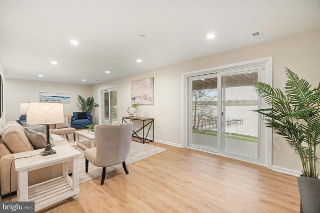 4 POPLAR GROVE AVE, Aberdeen, MD 21001