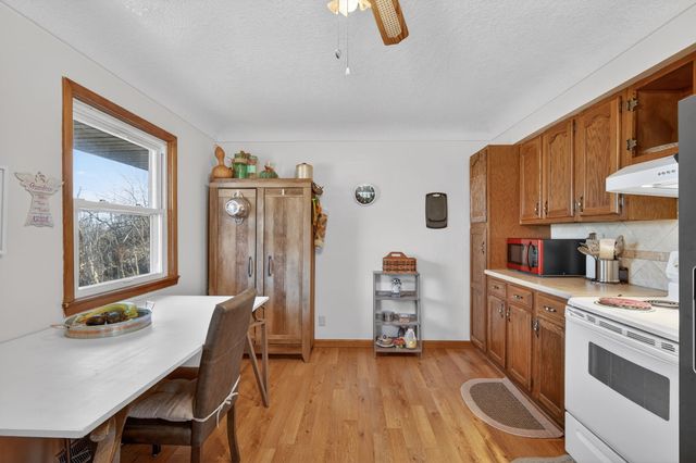 303 Lacona Avenue, Des Moines, IA 50315