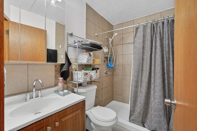 303 Lacona Avenue, Des Moines, IA 50315