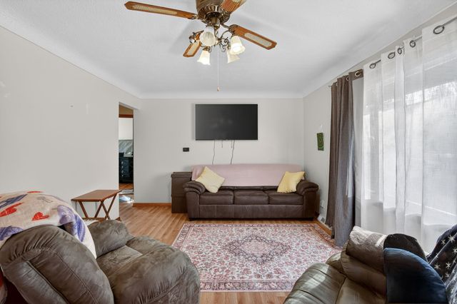 303 Lacona Avenue, Des Moines, IA 50315