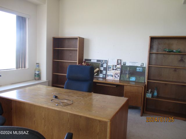 333 S IRONWOOD Lane, Willcox, AZ 85643