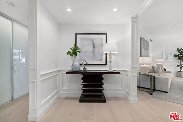 300 N Swall Drive 256, Beverly Hills, CA 90211