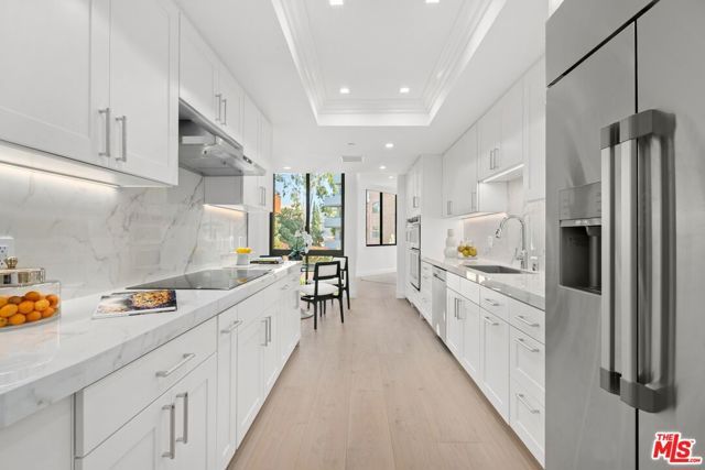 300 N Swall Drive 256, Beverly Hills, CA 90211