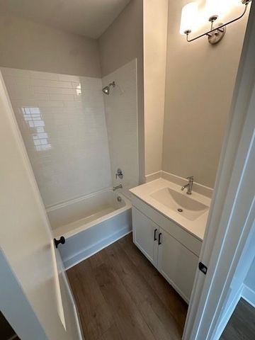 989 Bibbs Circle NW 24, Atlanta, GA 30318