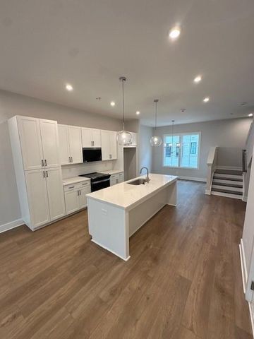 989 Bibbs Circle NW 24, Atlanta, GA 30318