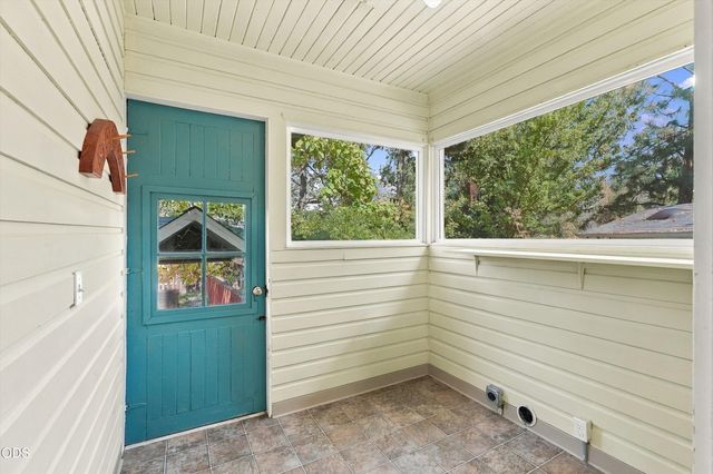 2229 Spring Street, Medford, OR 97504