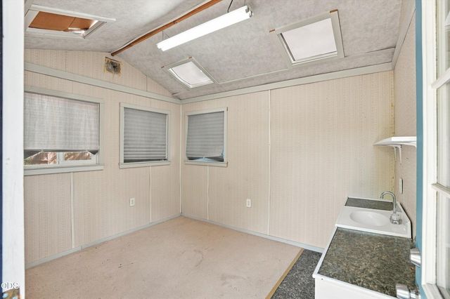 2229 Spring Street, Medford, OR 97504