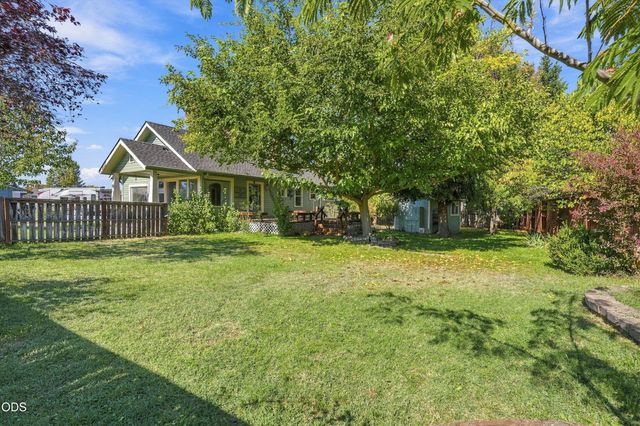 2229 Spring Street, Medford, OR 97504