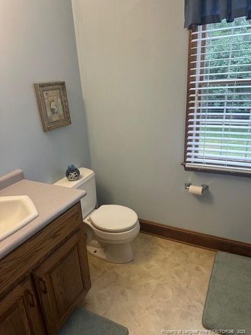 200 Londonderry Drive, Lumberton, NC 28358
