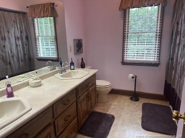200 Londonderry Drive, Lumberton, NC 28358