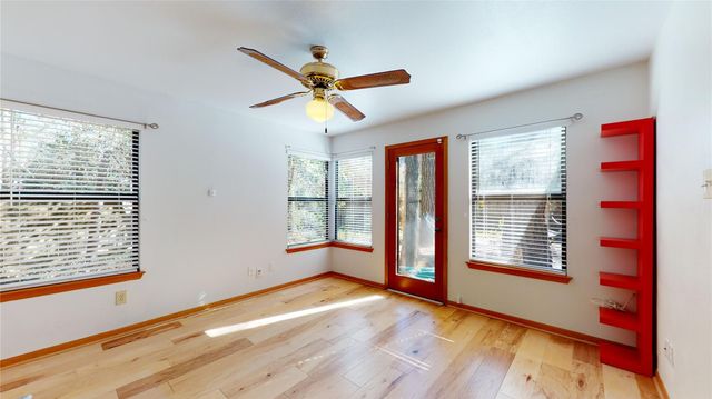 11 Sand Piper Place, The Woodlands, TX 77381