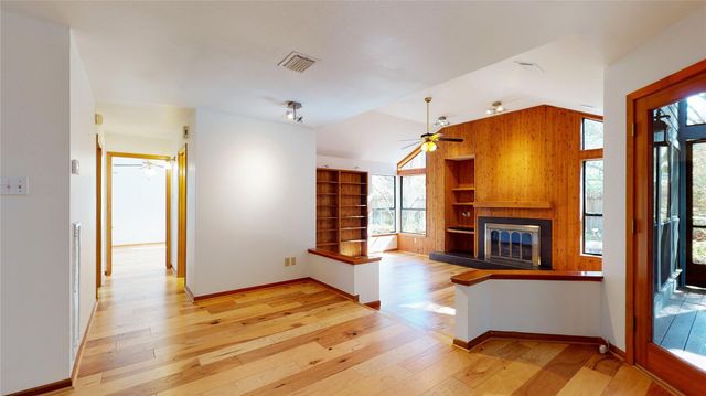 11 Sand Piper Place, The Woodlands, TX 77381