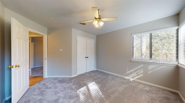 11 Sand Piper Place, The Woodlands, TX 77381