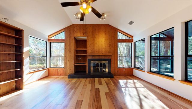 11 Sand Piper Place, The Woodlands, TX 77381