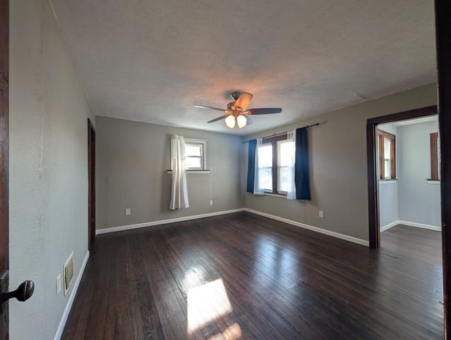 884 Bellows Avenue, Columbus, OH 43223