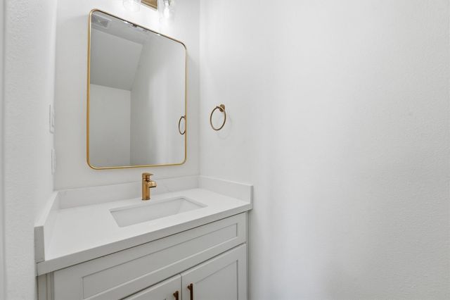 2005 Sealy Street, Galveston, TX 77550