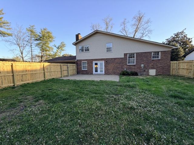 319 E Northfield Blvd, Murfreesboro, TN 37130